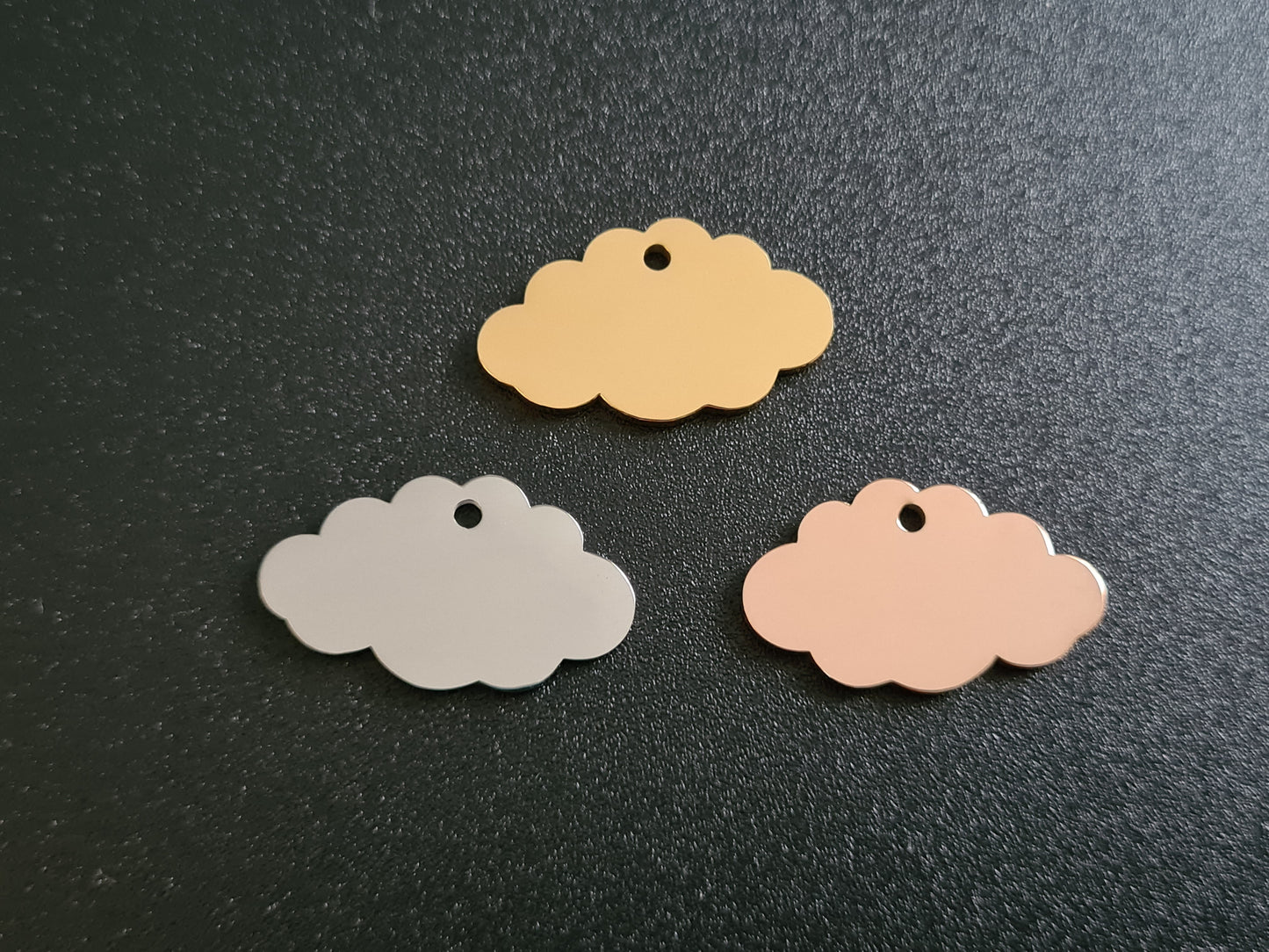 Breloque nuage de 15x25 mm