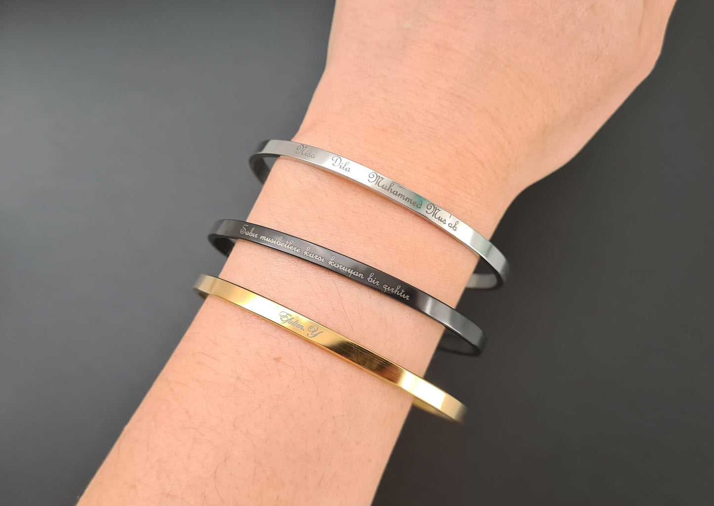 Bracelet manchette de 4 mm d'épaisseur à personnaliser