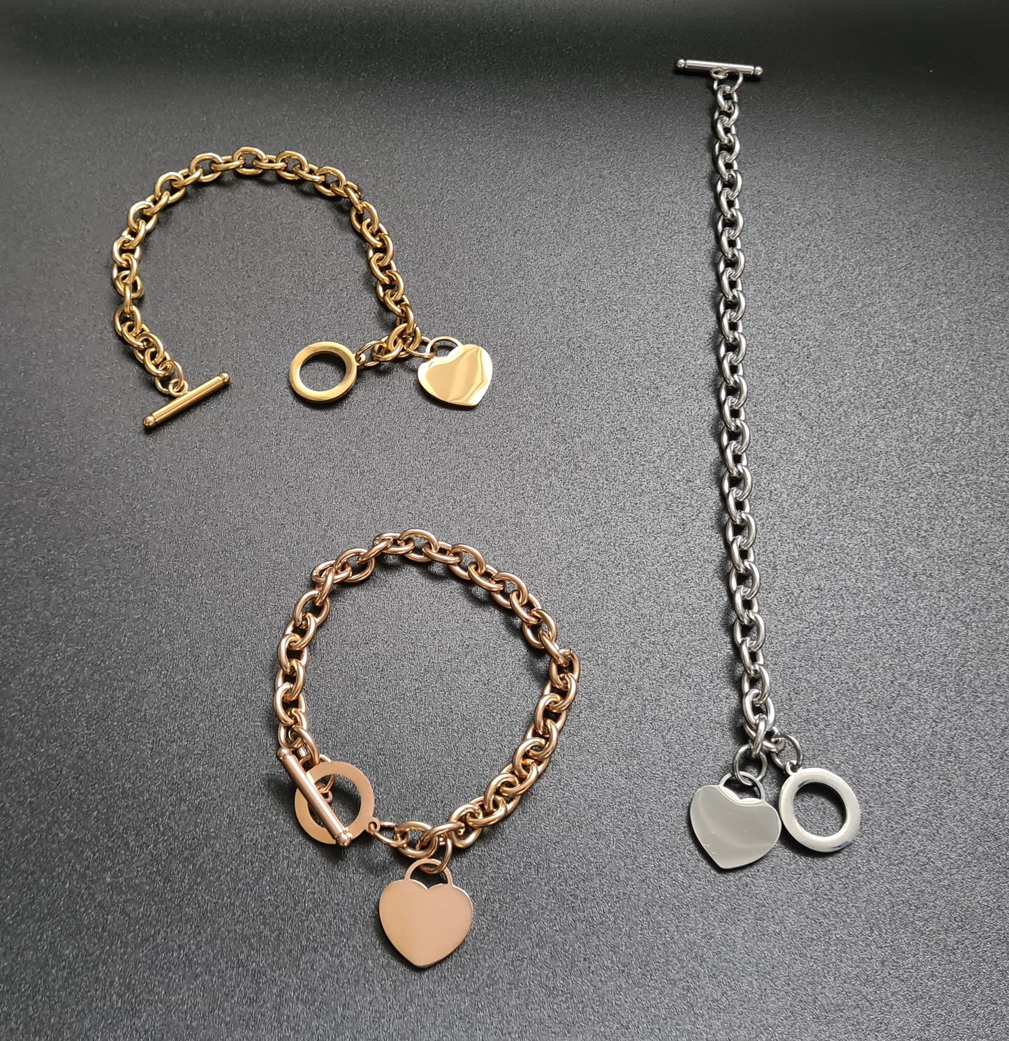 Bracelet de 20 cm avec attache OT + 1 breloque cœur 1,4x1,6 cm