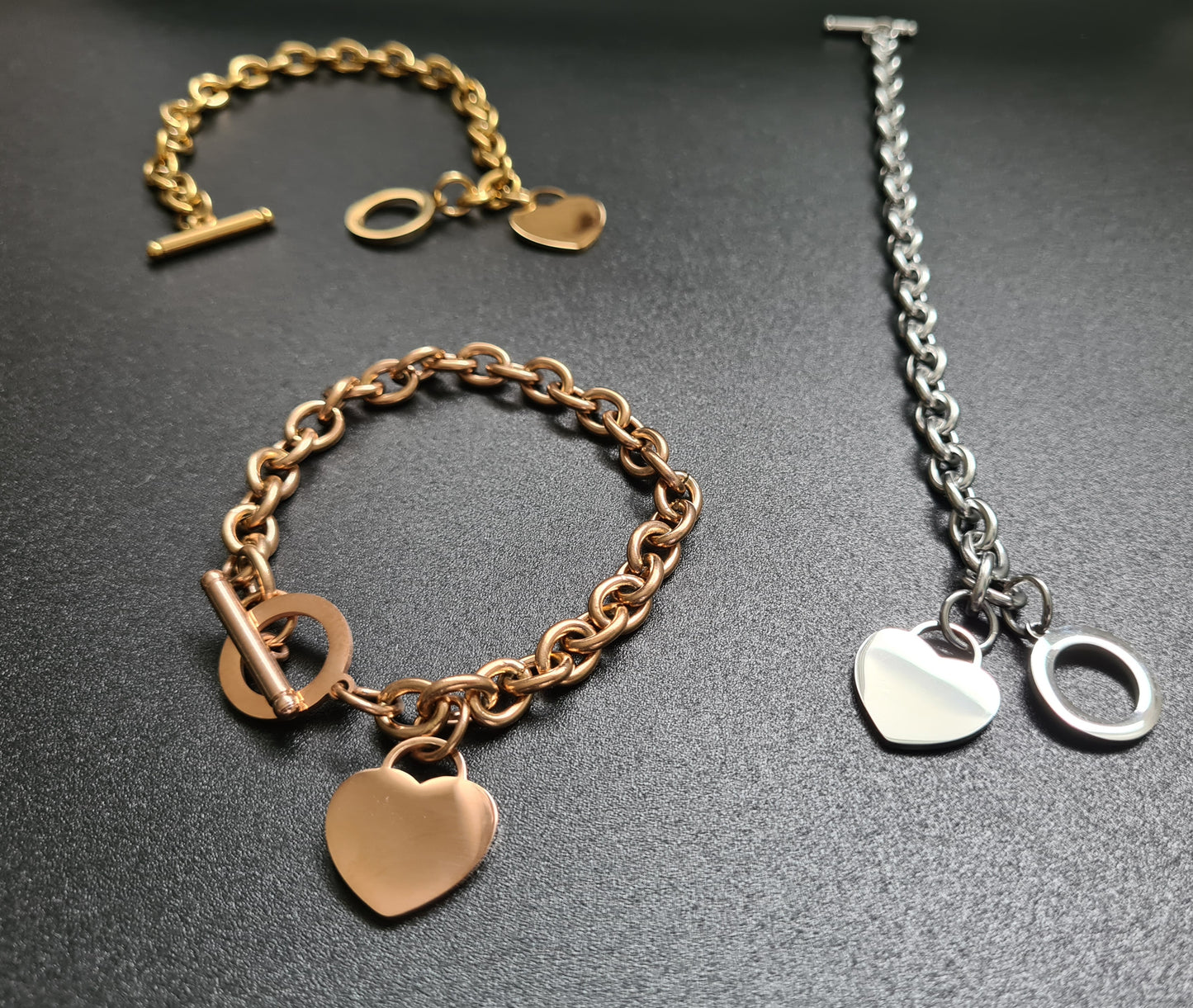 Bracelet de 20 cm avec attache OT + 1 breloque cœur 1,4x1,6 cm