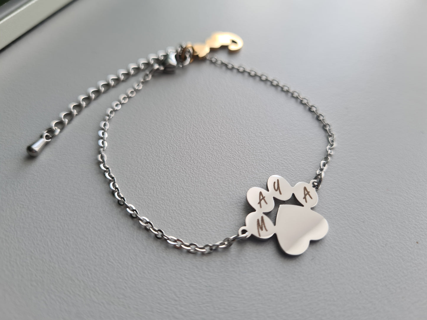 Breloque connecteur de bracelet ou collier à 2 trous patte de chat de 20,3x15,3 mm