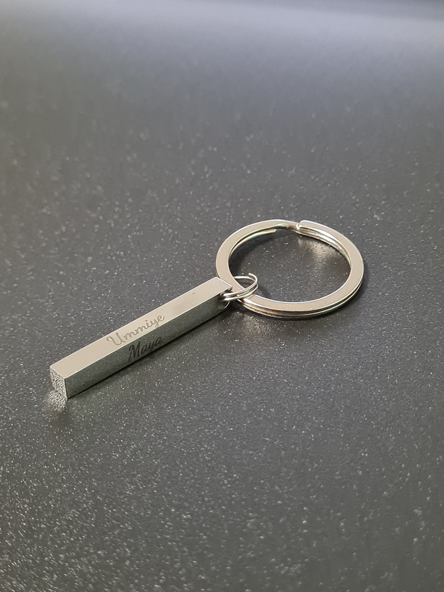 Porte clé cube de 4x0,5 cm