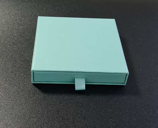 Ecrin boîte cadeau bleu clair intérieur velours