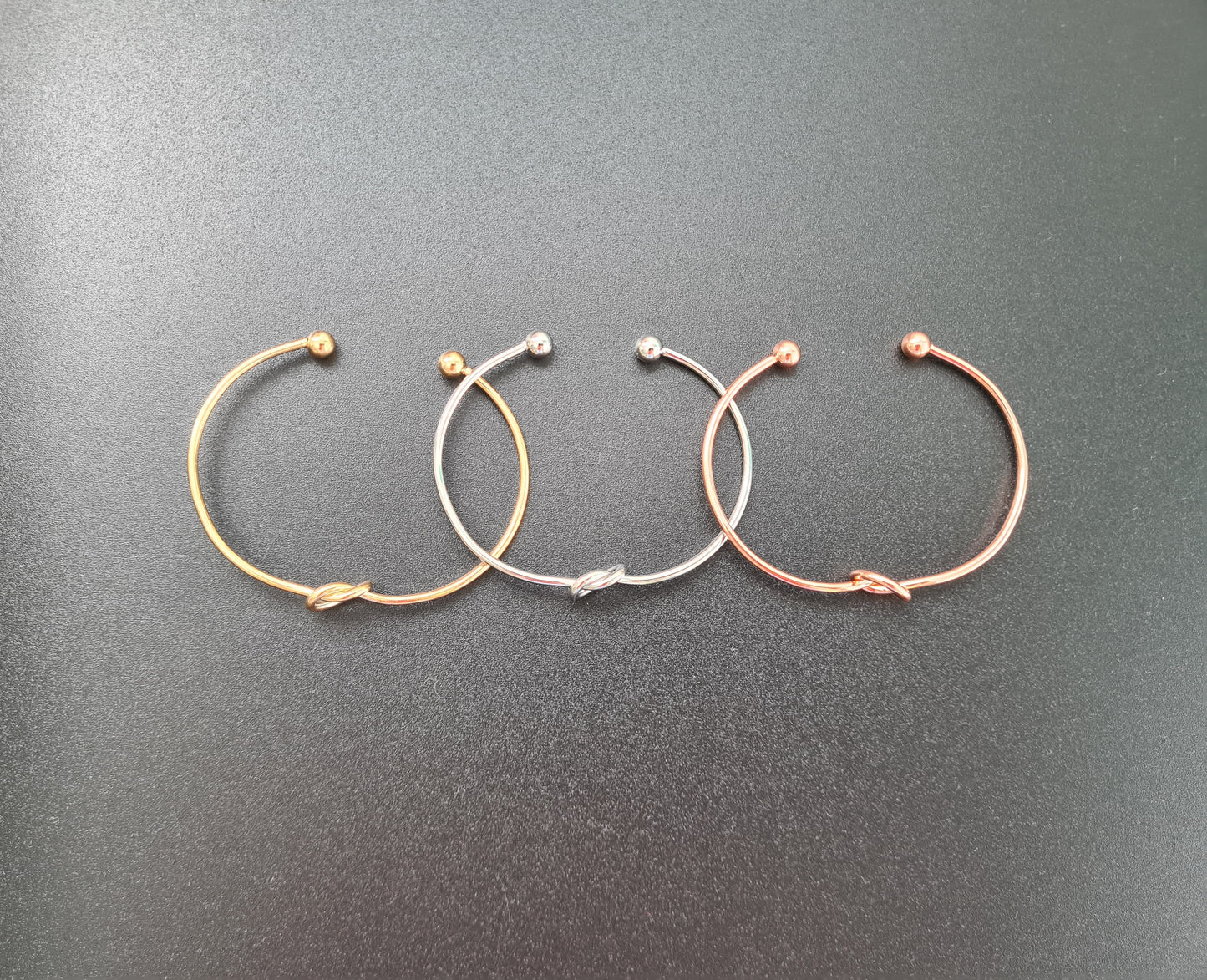 Bracelet nœud ouvert